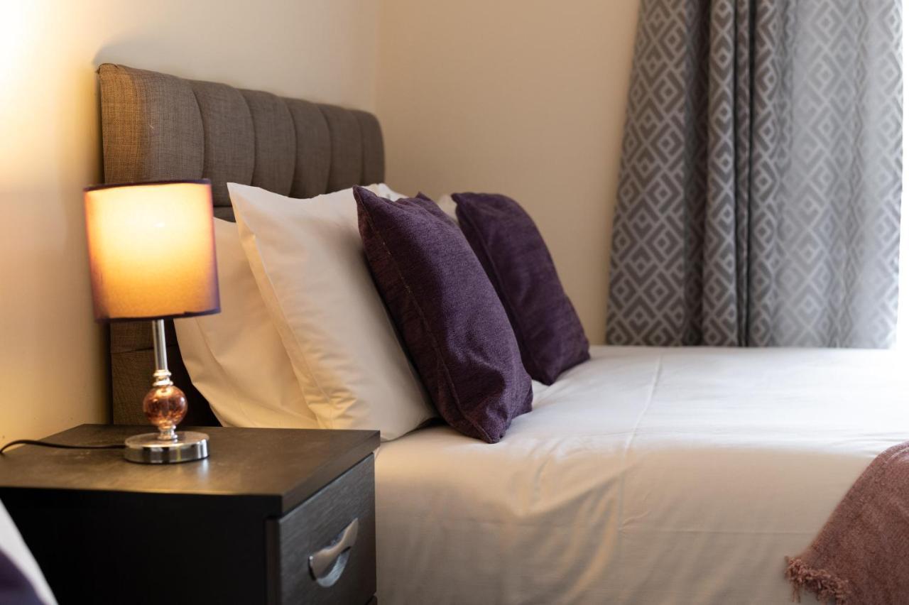 Perfect Location With Parking - Jersey House - Tv In Every Bedroom! Swansea Eksteriør billede