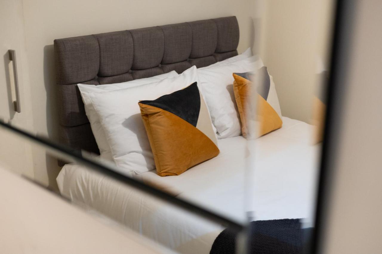 Perfect Location With Parking - Jersey House - Tv In Every Bedroom! Swansea Eksteriør billede